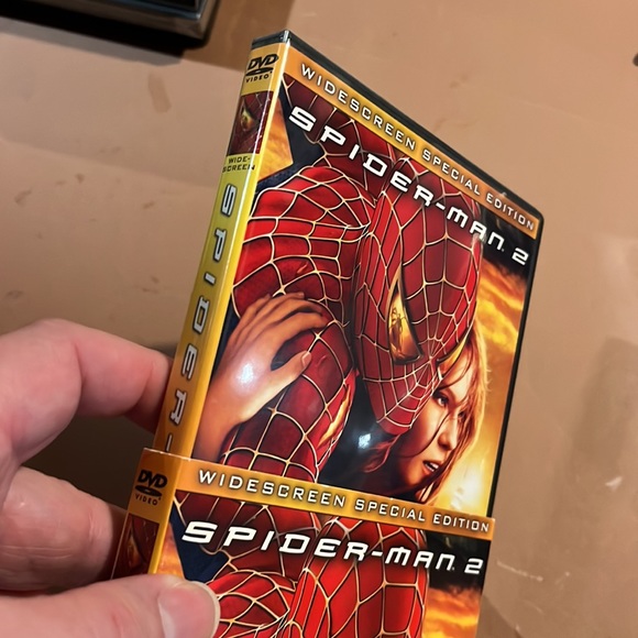 Spider-Man 2 Widescreen Special Edition 2-Disc DVD - Picture 5 of 8
